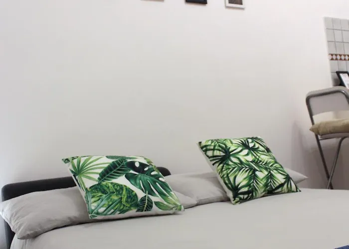 La Corte Dei Creativi Comodo E Milano