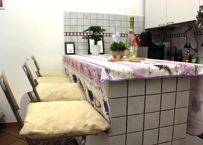 La Corte Dei Creativi Comodo E * Milano