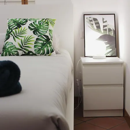 La Corte Dei Creativi Comodo E * Milan