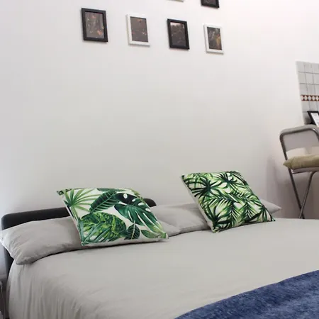 La Corte Dei Creativi Comodo E Milan