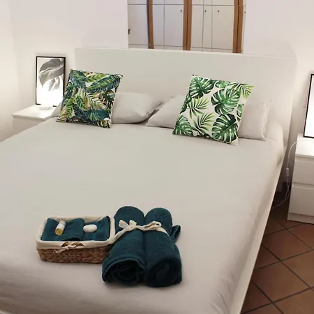 La Corte Dei Creativi Comodo E