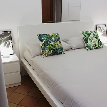 La Corte Dei Creativi Comodo E Apartment Milan